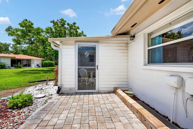 5055 LIVE OAK CIRCLE 5055, Bradenton, FL 34207