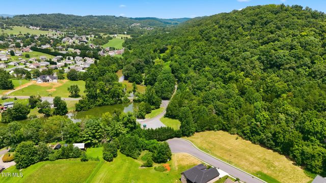 4293 Anchor Pointe Drive, Kingsport, TN 37660