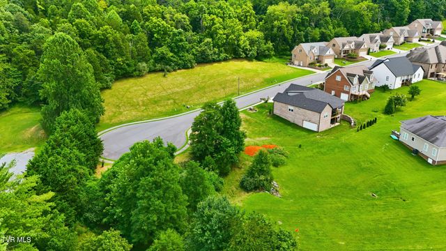 4293 Anchor Pointe Drive, Kingsport, TN 37660