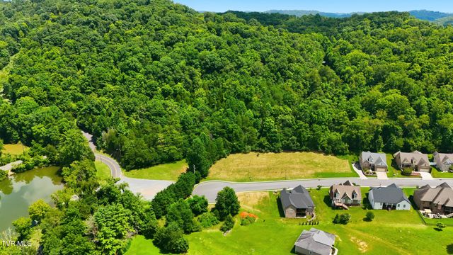 4293 Anchor Pointe Drive, Kingsport, TN 37660