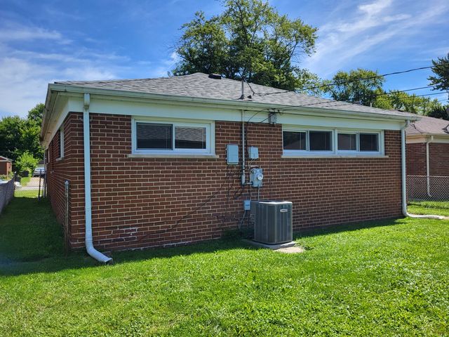 14724 MICHIGAN Avenue, Dolton, IL 60419