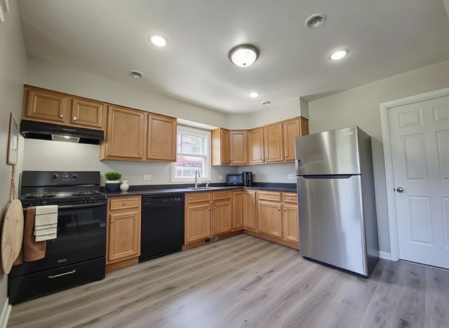 14724 MICHIGAN Avenue, Dolton, IL 60419
