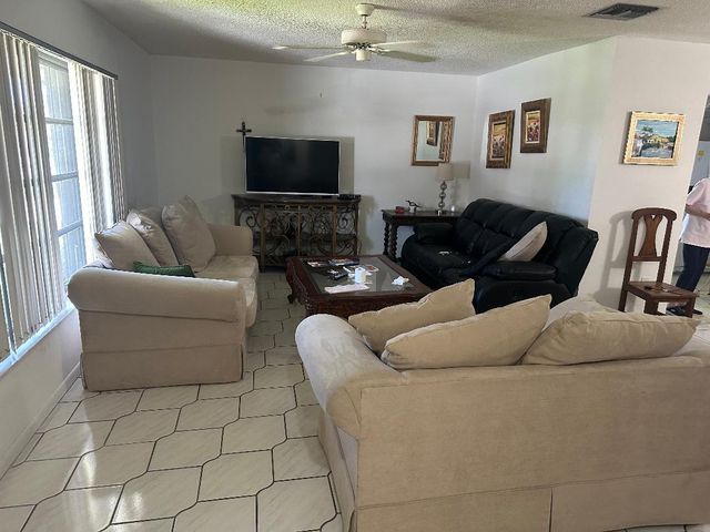 6310 TALL CYPRESS Circle, Greenacres, FL 33463