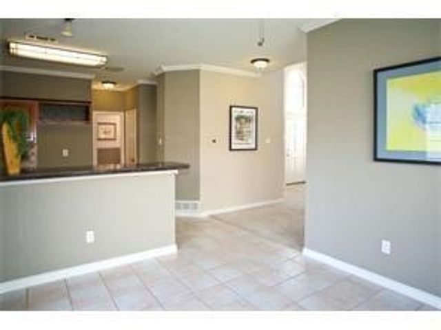 907 Canal, Irving, TX 75063