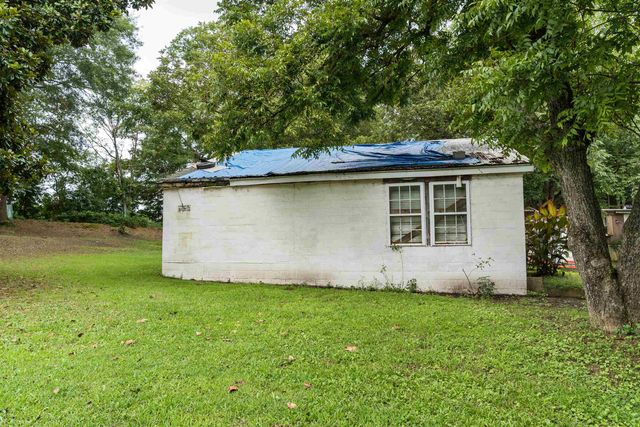 1211 Humphries Road, Cowpens, SC 29330