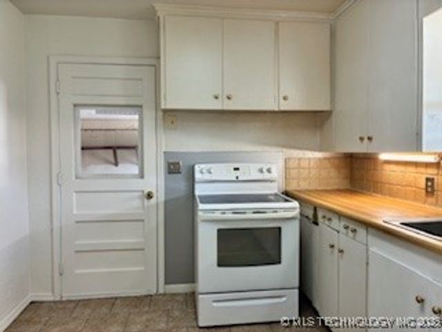 1407 S 9th Street, Mcalester, OK 74501