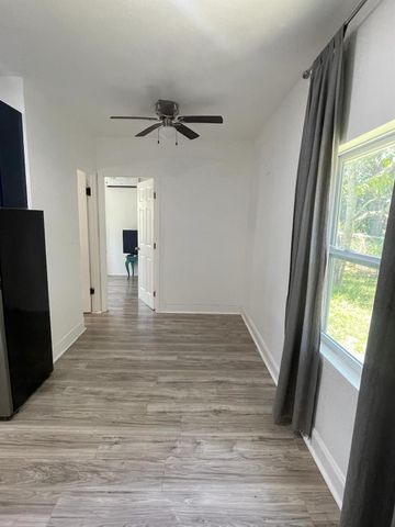 1706 N 15th St, Fort Pierce, FL 34950