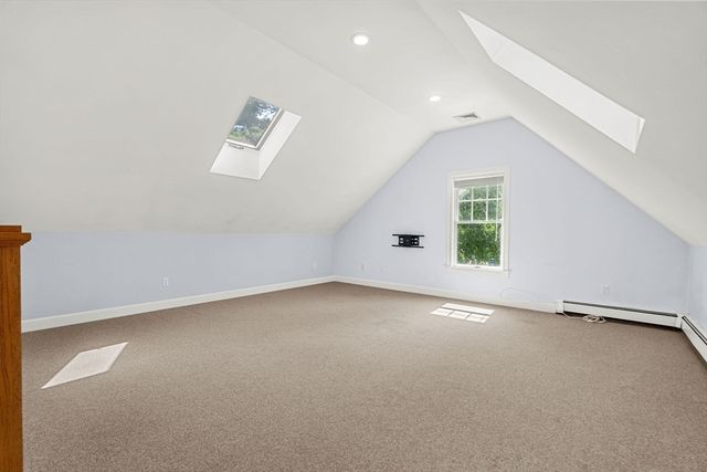 6 Davey Ln, Winchester, MA 01890