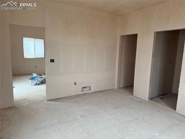 20 Pendelton Circle, Colorado Springs, CO 80904