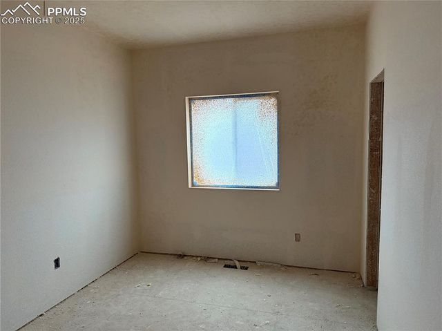 20 Pendelton Circle, Colorado Springs, CO 80904