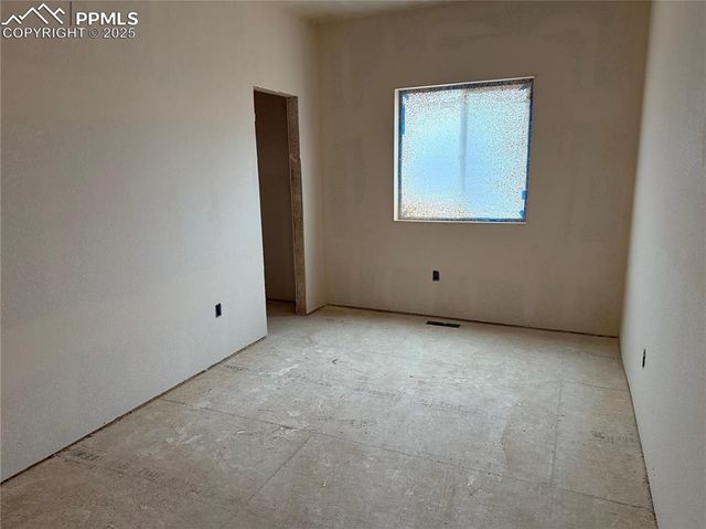 20 Pendelton Circle, Colorado Springs, CO 80904