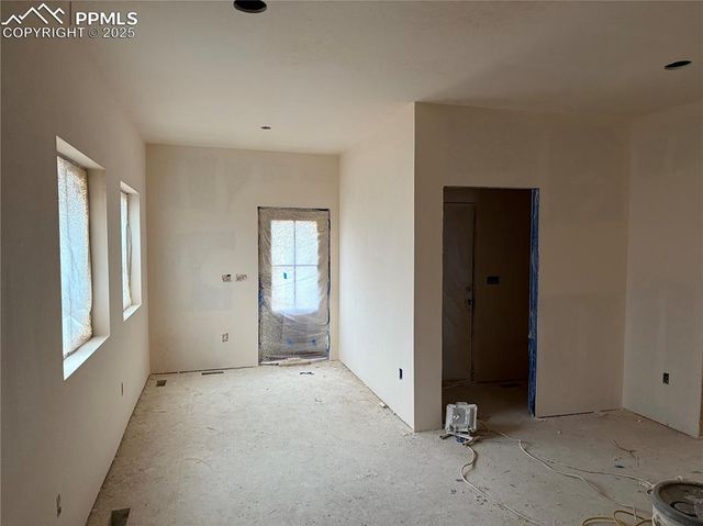 20 Pendelton Circle, Colorado Springs, CO 80904