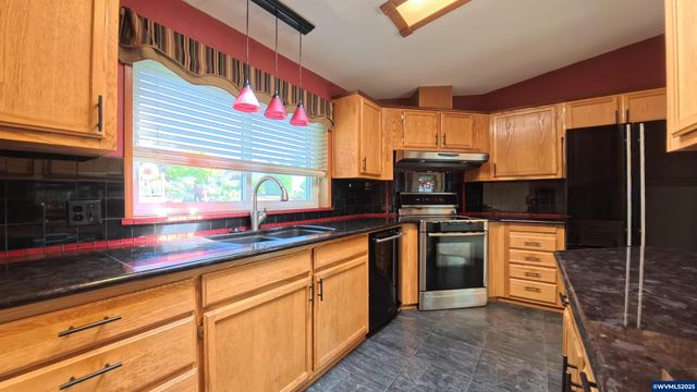 2120 Robins (#2) Ln SE 2, Salem, OR 97306