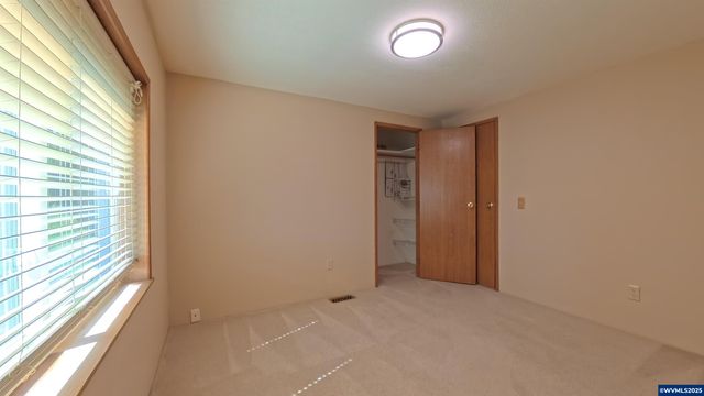 2120 Robins (#2) Ln SE 2, Salem, OR 97306