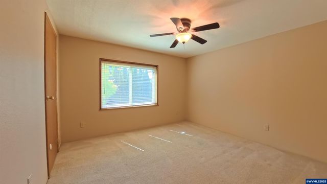 2120 Robins (#2) Ln SE 2, Salem, OR 97306