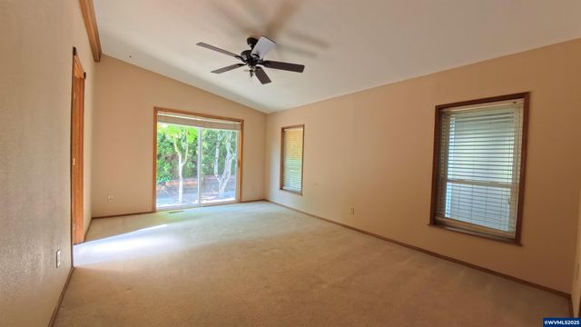 2120 Robins (#2) Ln SE 2, Salem, OR 97306
