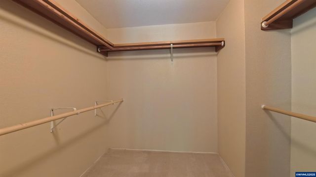 2120 Robins (#2) Ln SE 2, Salem, OR 97306