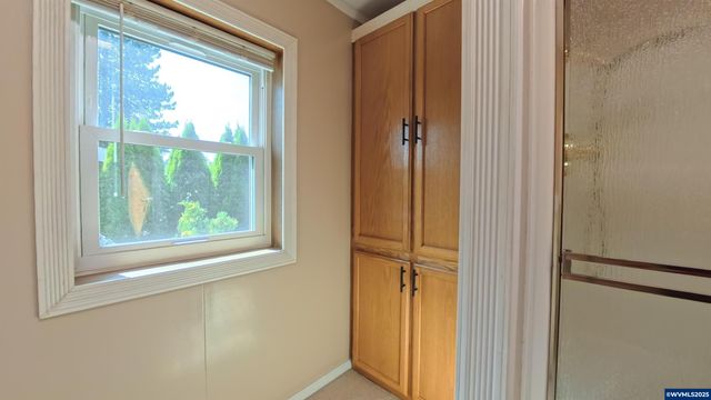 2120 Robins (#2) Ln SE 2, Salem, OR 97306