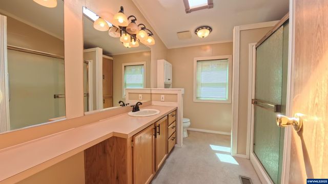 2120 Robins (#2) Ln SE 2, Salem, OR 97306
