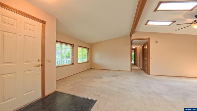 2120 Robins (#2) Ln SE 2, Salem, OR 97306