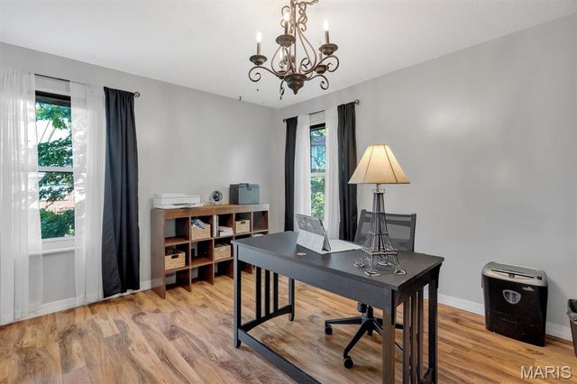 432 Glan Tai Drive, Manchester, MO 63011
