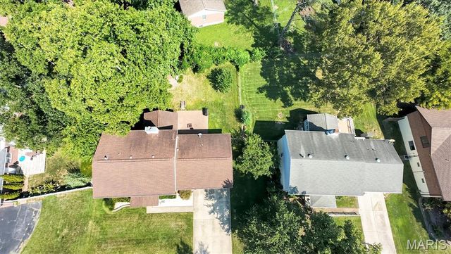 432 Glan Tai Drive, Manchester, MO 63011