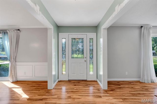 432 Glan Tai Drive, Manchester, MO 63011