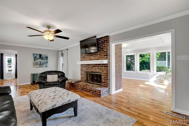 432 Glan Tai Drive, Manchester, MO 63011