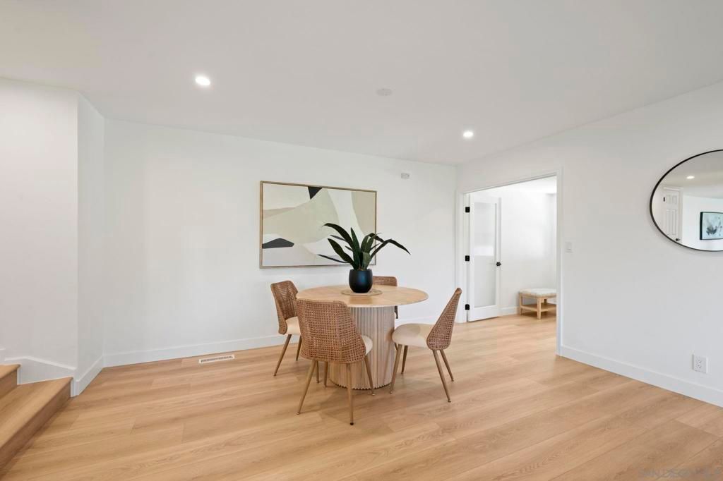 Image 28 of property listing at 11228 Constellation Dr., El Cajon, CA 92020