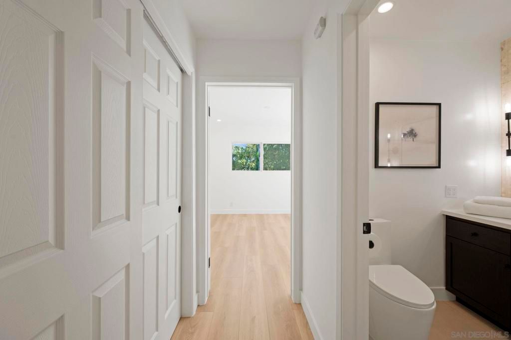 Image 37 of property listing at 11228 Constellation Dr., El Cajon, CA 92020