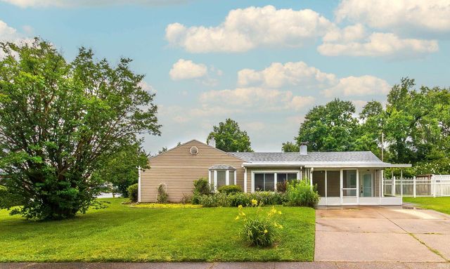 601 W Mill Road, Evansville, IN 47710