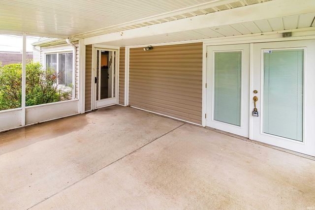 601 W Mill Road, Evansville, IN 47710