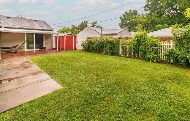 601 W Mill Road, Evansville, IN 47710