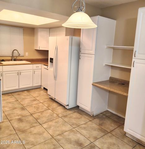 461 W HOLMES Avenue 188, Mesa, AZ 85210