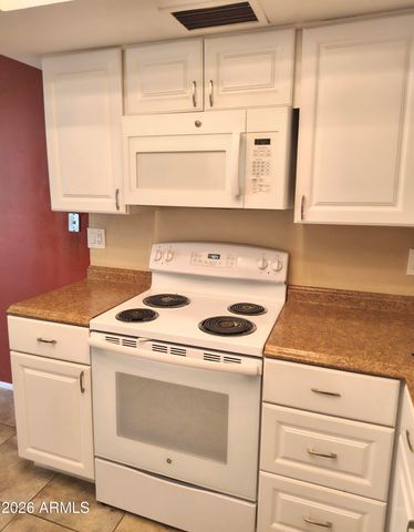 461 W HOLMES Avenue 188, Mesa, AZ 85210