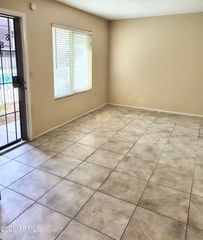461 W HOLMES Avenue 188, Mesa, AZ 85210