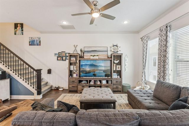 1015 LYCHEE COURT, Lake Mary, FL 32746