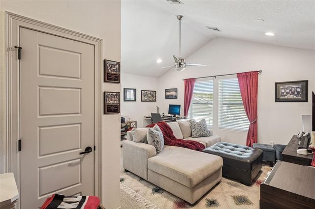 1015 LYCHEE COURT, Lake Mary, FL 32746