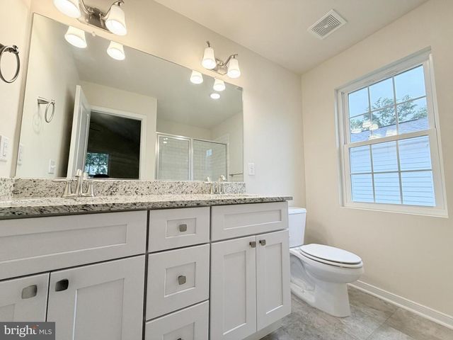 606 SHEPHERD ST, Fredericksburg, VA 22401