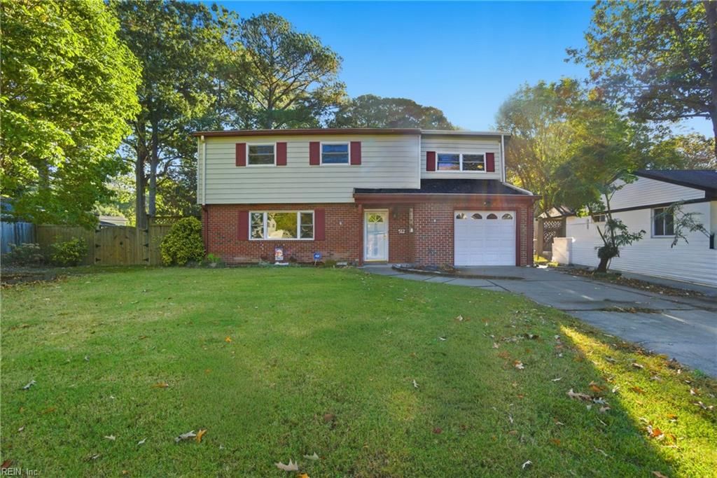 512 Kirkwood LN, Virginia Beach, VA 23452