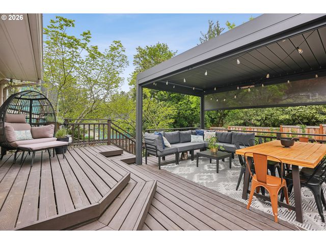 2730 Sw OLD ORCHARD Rd, Portland, OR 97201