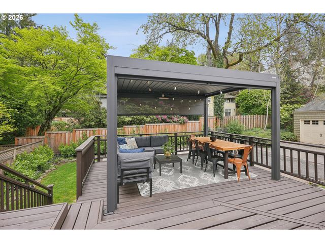 2730 Sw OLD ORCHARD Rd, Portland, OR 97201