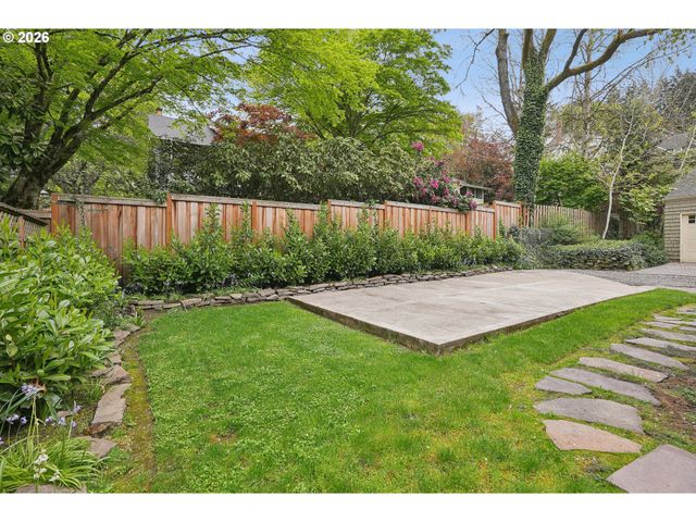 2730 Sw OLD ORCHARD Rd, Portland, OR 97201