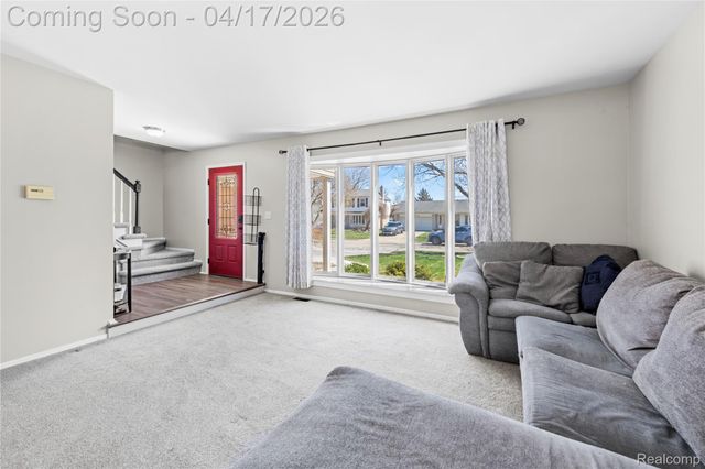 19534 Coachwood Road, Riverview, MI 48193