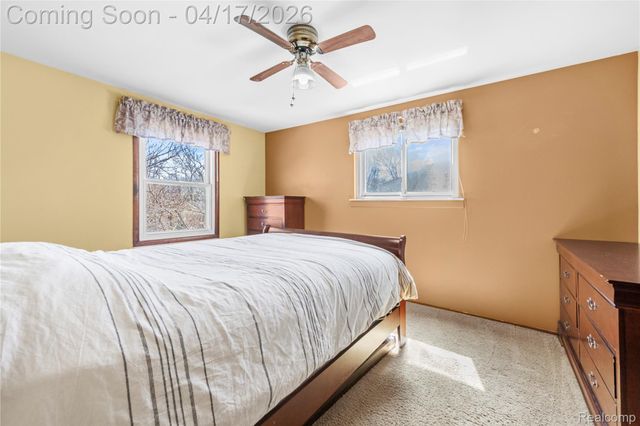 19534 Coachwood Road, Riverview, MI 48193