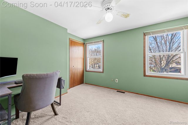 19534 Coachwood Road, Riverview, MI 48193