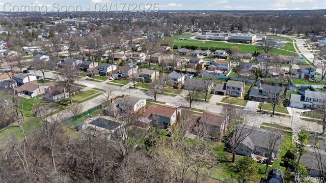 19534 Coachwood Road, Riverview, MI 48193