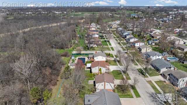 19534 Coachwood Road, Riverview, MI 48193