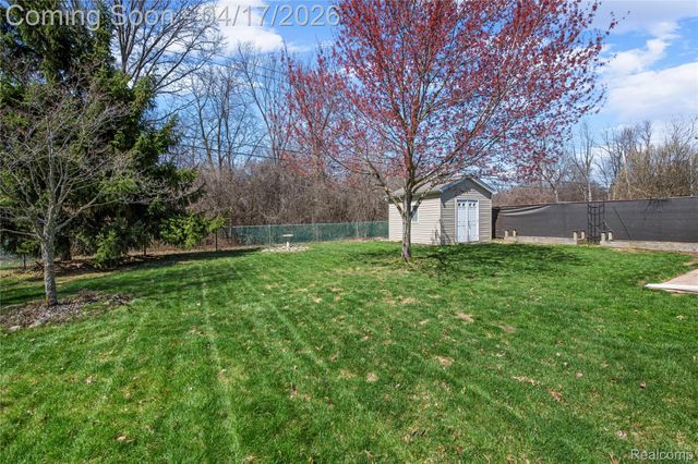 19534 Coachwood Road, Riverview, MI 48193