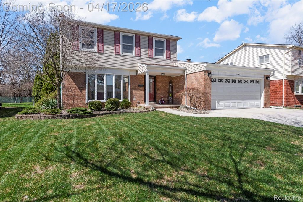 19534 Coachwood Road, Riverview, MI 48193